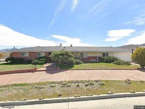 Country Club, TEHACHAPI, CA 93561