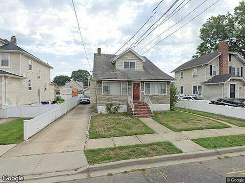 Bismark, VALLEY STREAM, NY 11581