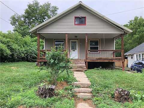 Cottage, INDEPENDENCE, MO 64050