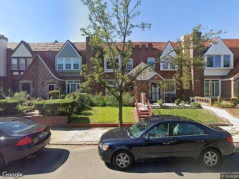 223Rd, CAMBRIA HEIGHTS, NY 11411