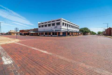 300 Commerce Street, Childress, TX 79201