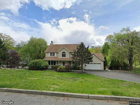 Hawk Nest Rd, TOMKINS COVE, NY 10986