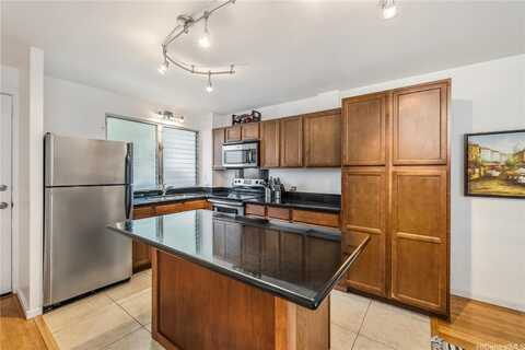 1099 Green Street, Honolulu, HI 96822