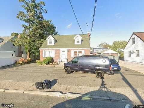 Meadow, EAST MEADOW, NY 11554