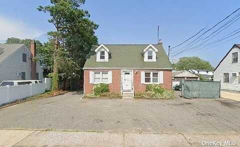 Meadow, EAST MEADOW, NY 11554