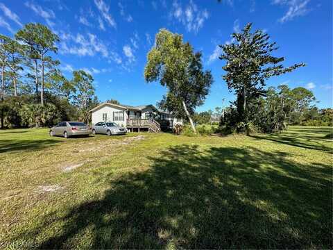 18641 State Road 31, NORTH FORT MYERS, FL 33917