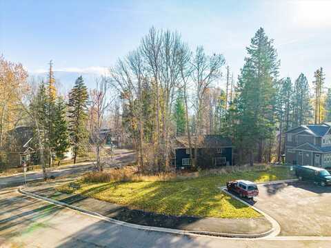 31 & 33 Cedar Pointe Loop, Columbia Falls, MT 59912