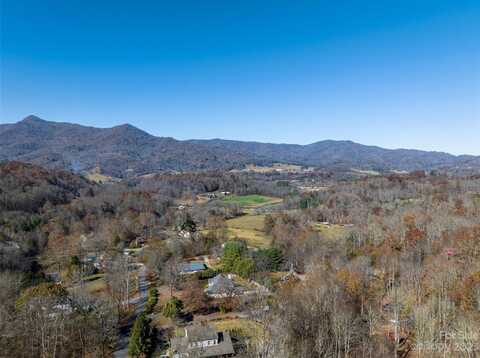 108 Wakulla Way, Waynesville, NC 28785