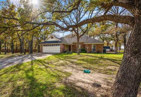 102 Southwinds Drive, Weatherford, TX 76087