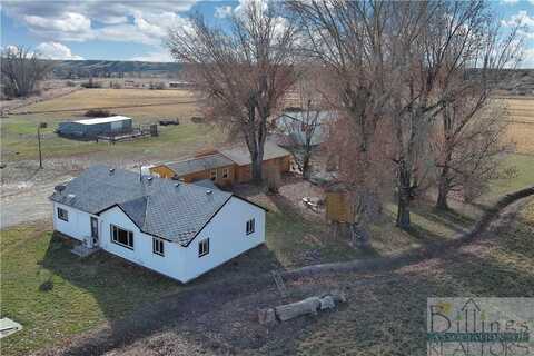 101 GTA Lane, Hardin, MT 59034