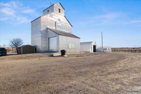 174 W Sugar Factory Rd, Hardin, MT 59034