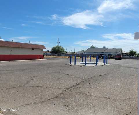 8055 S AVENIDA DEL YAQUI --, Guadalupe, AZ 85283