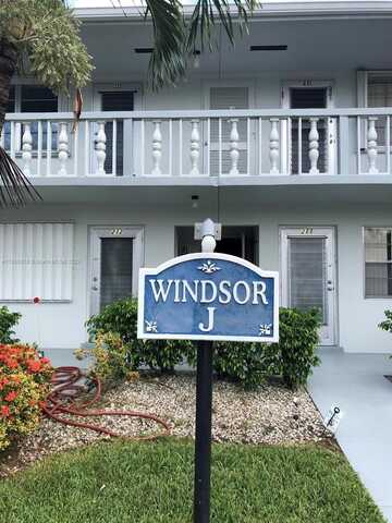 218 Windsor J, West Palm Beach, FL 33417