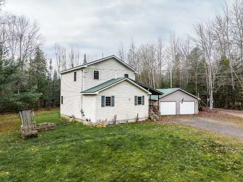 8 Martin's Lane, Glenburn, ME 04401