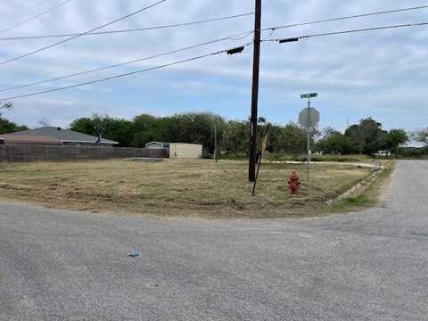 602 2nd St & Marion Street, Gregory, TX 78359