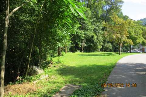 110 MILL DR, Harlan, KY 40831