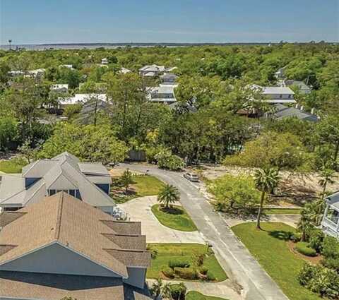 114 Southpoint Drive, Saint Simons Island, GA 31522