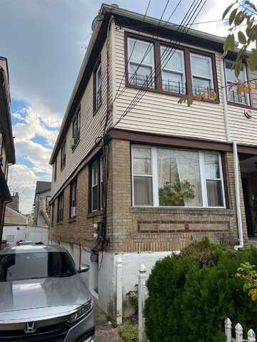 810 Lanett Avenue, Far Rockaway, NY 11691