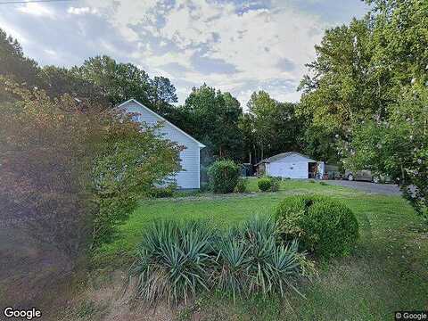 Mckenney, WOODFORD, VA 22580