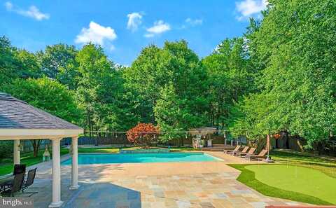 Sherwood Hall, ALEXANDRIA, VA 22306