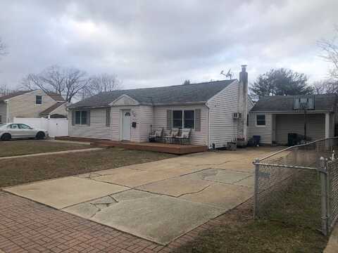 15Th, WEST BABYLON, NY 11704