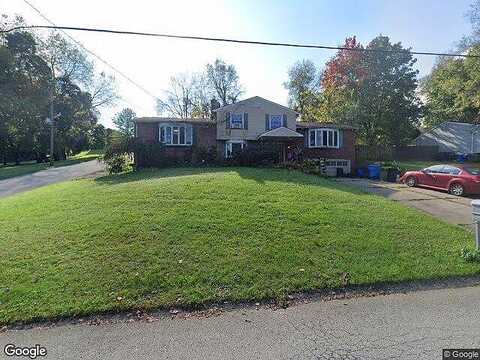 Oak Street, MANOR, PA 15665