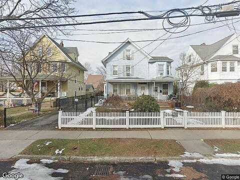 3Rd Ave, PELHAM, NY 10803