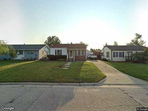 1St, MARSHALLTOWN, IA 50158