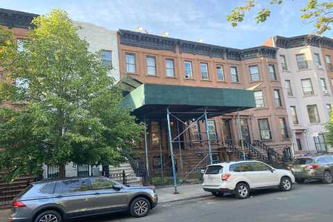 Madison, BROOKLYN, NY 11221