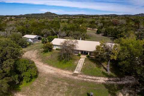 121b Bartel Rd, Comfort, TX 78013