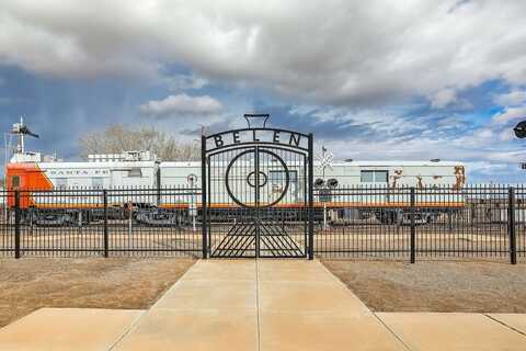 705 Desi Loop, Belen, NM 87002
