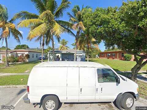 169Th, NORTH MIAMI BEACH, FL 33162