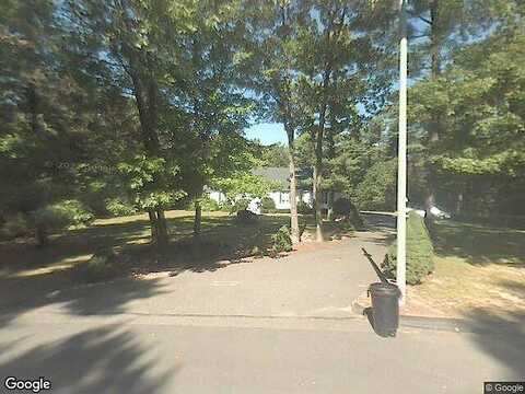 Anglewood, NORTH READING, MA 01864