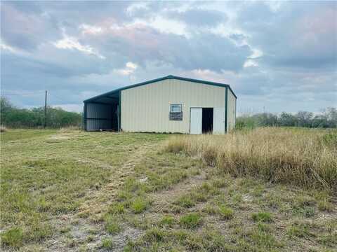 42 W Fm 738, Orange Grove, TX 78372