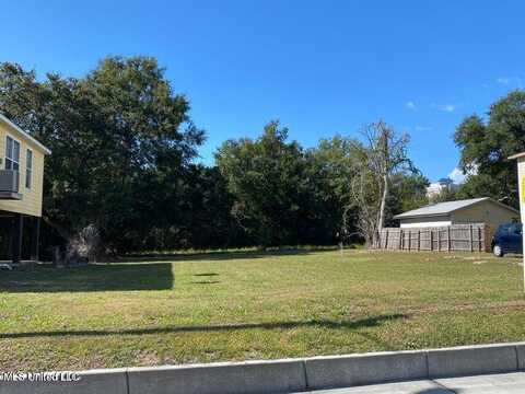 389 Braun Street, Biloxi, MS 39530