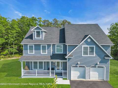 11 Sander Way, Bayville, NJ 08721