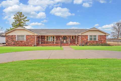 7 Liberty Lane, Elk City, OK 73644