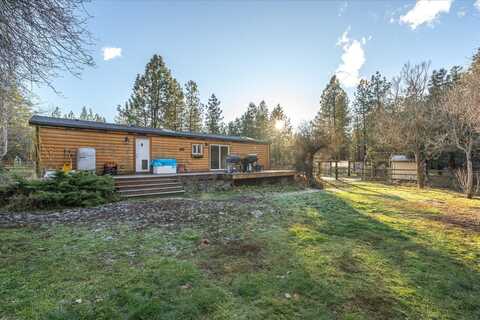 6333 ROCKY PINES WAY, NINE MILE FALLS, WA 99026