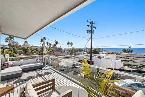 668 Ramona Avenue, Laguna Beach, CA 92651