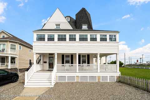 13 Atlantic Avenue, Point Pleasant Beach, NJ 08742