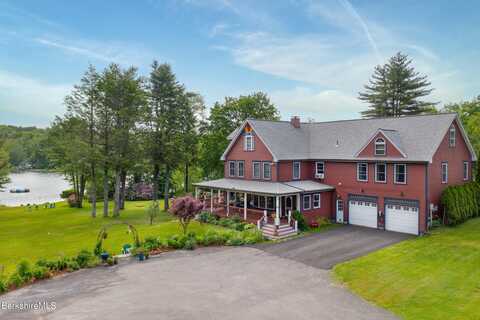 18 West Shore Dr, Goshen, MA 01032