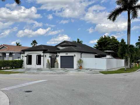 1005 NW 129th Pl, Miami, FL 33182