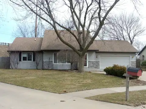 Meadows, BOURBONNAIS, IL 60914