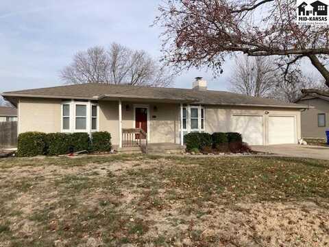 1615 Justin Dr, McPherson, KS 67460