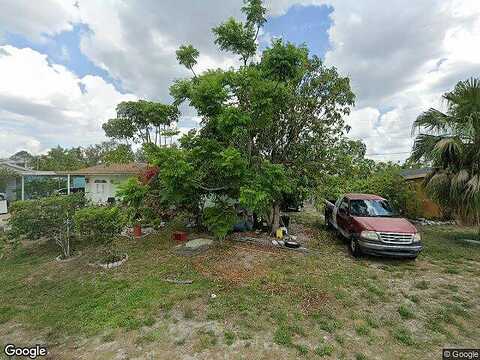 Andros, LEHIGH ACRES, FL 33936