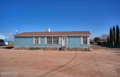 592 Golden Eagle Street, Chaparral, NM 88081