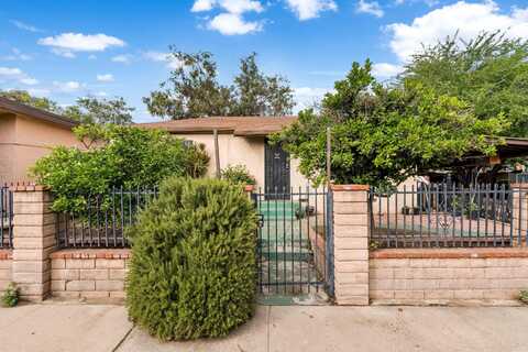 10004 San Fernando Road, Pacoima, CA 91331