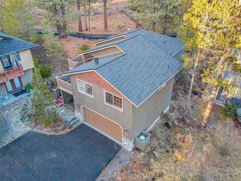 55703 Wagon Master Way, Bend, OR 97707