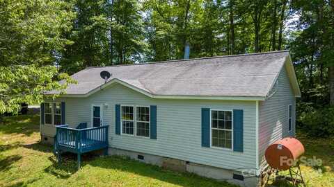 1960 Hanging Rock Road, Spruce Pine, NC 28777