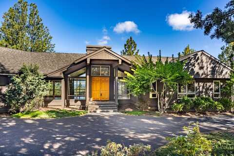 2901 NW Fitzgerald Court, Bend, OR 97703